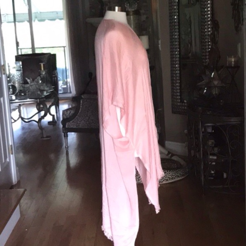 Blush Open Grid Frayed Trim Arm Hole Kimono - Picture 7 of 8